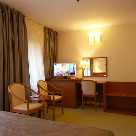 Hotel Savoy 4*